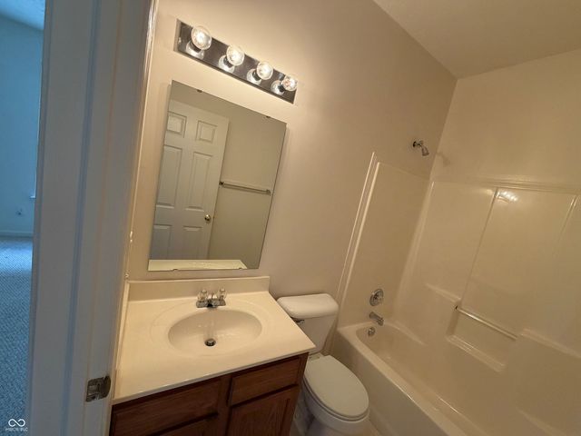 5506 Wilder Way, Indianapolis, IN 46216