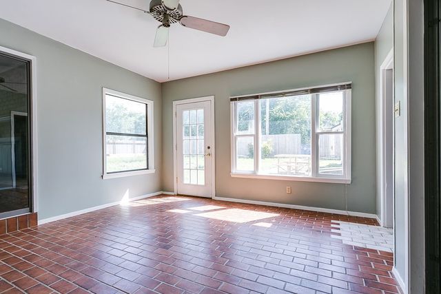 601 N 3rd Street, Ballinger, TX 76821