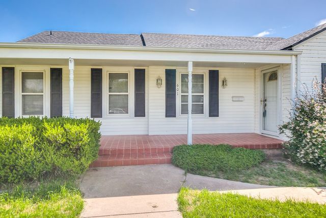 601 N 3rd Street, Ballinger, TX 76821