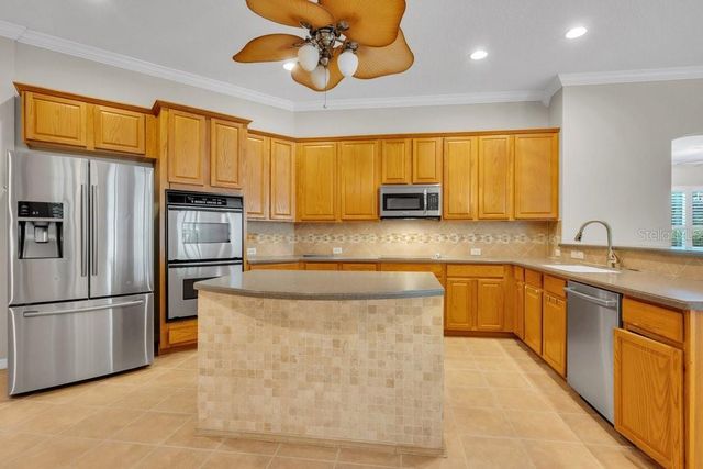 6122 KESTRELPARK DRIVE, Lithia, FL 33547