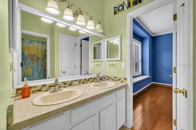 6122 KESTRELPARK DRIVE, Lithia, FL 33547