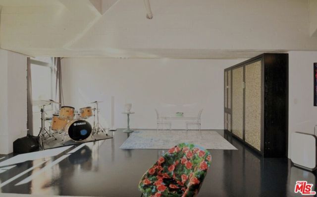 849 S Broadway M9, Los Angeles, CA 90014