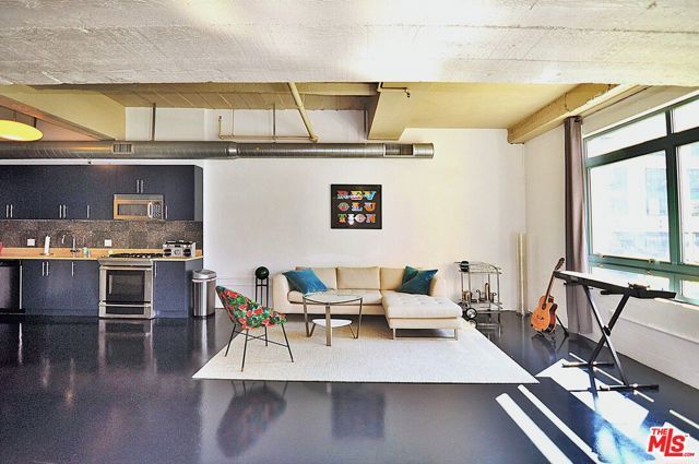 849 S Broadway M9, Los Angeles, CA 90014