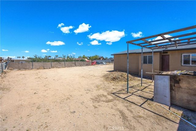 2037 Sequoia, Barstow, CA 92311