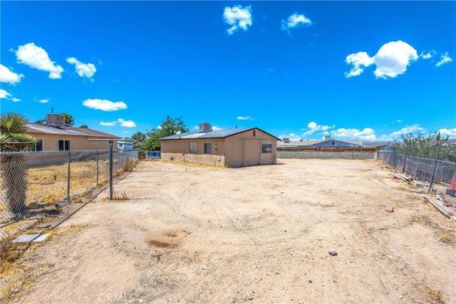 2037 Sequoia, Barstow, CA 92311
