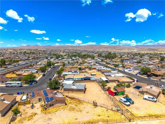2037 Sequoia, Barstow, CA 92311
