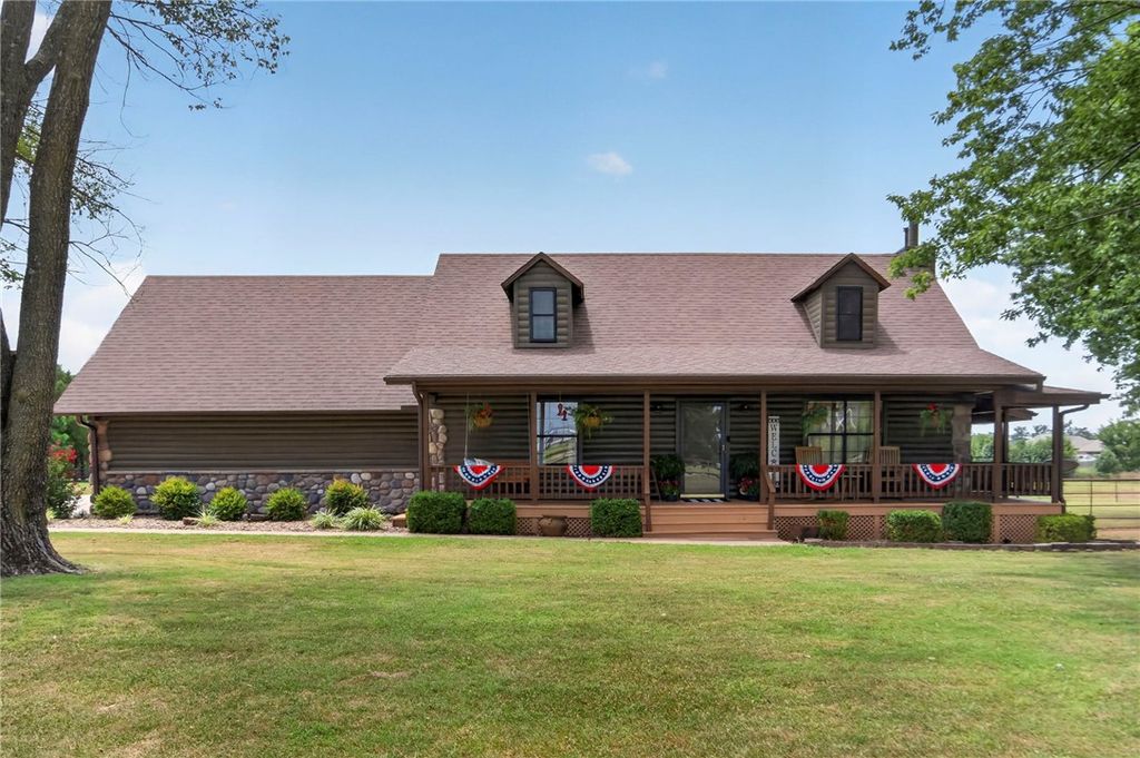 18578 Harmon Road, Fayetteville, AR 72704