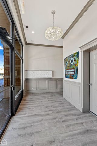 4705 S Champlain Avenue 202, Chicago, IL 60615
