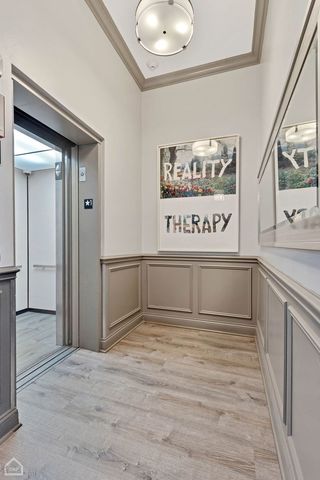 4705 S Champlain Avenue 202, Chicago, IL 60615
