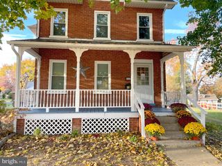 245 MAPLE ST, Oxford, PA 19363