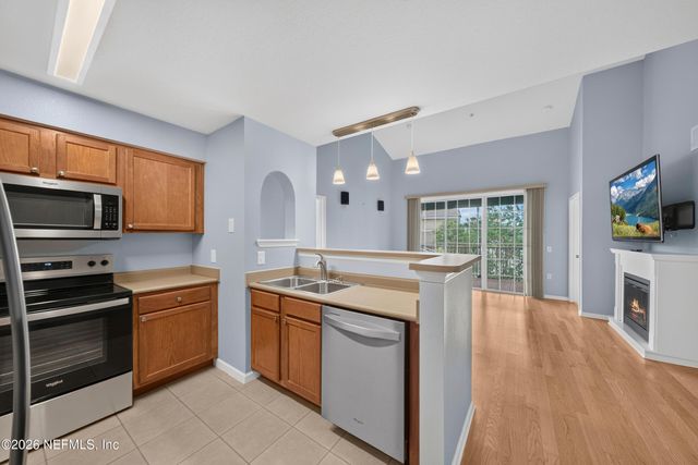 8550 TOUCHTON Road 1032, Jacksonville, FL 32216