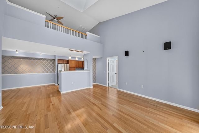 8550 TOUCHTON Road 1032, Jacksonville, FL 32216