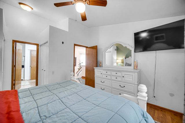 1143 Wickfield Court, Naperville, IL 60563