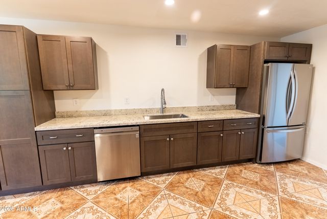 8815 N 31ST Avenue, Phoenix, AZ 85051
