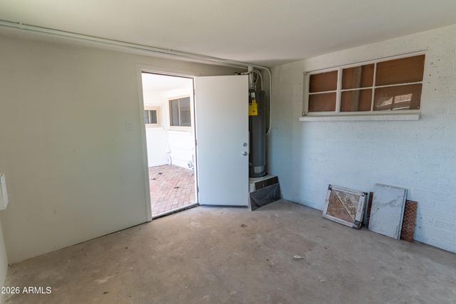 8815 N 31ST Avenue, Phoenix, AZ 85051