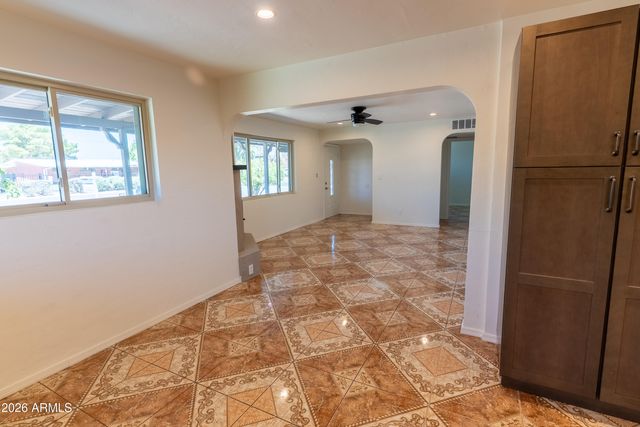 8815 N 31ST Avenue, Phoenix, AZ 85051