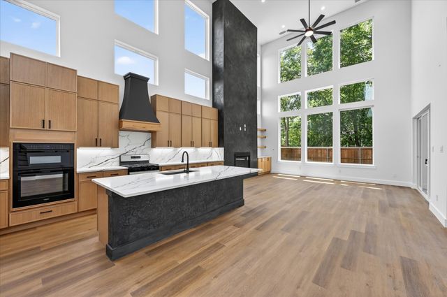 1942 Leath Street, Dallas, TX 75212