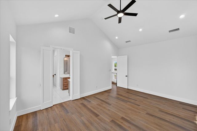 1942 Leath Street, Dallas, TX 75212