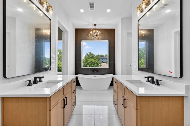 1942 Leath Street, Dallas, TX 75212