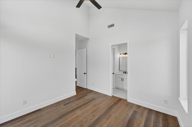 1942 Leath Street, Dallas, TX 75212
