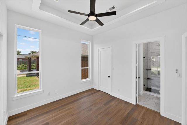 1942 Leath Street, Dallas, TX 75212