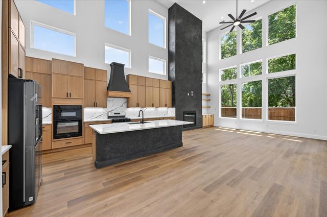 1942 Leath Street, Dallas, TX 75212