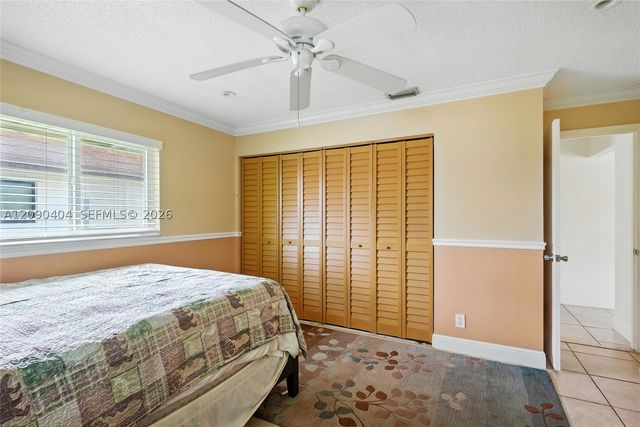 6990 NW 23rd St, Margate, FL 33063