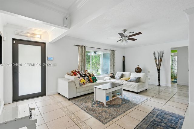 6990 NW 23rd St, Margate, FL 33063