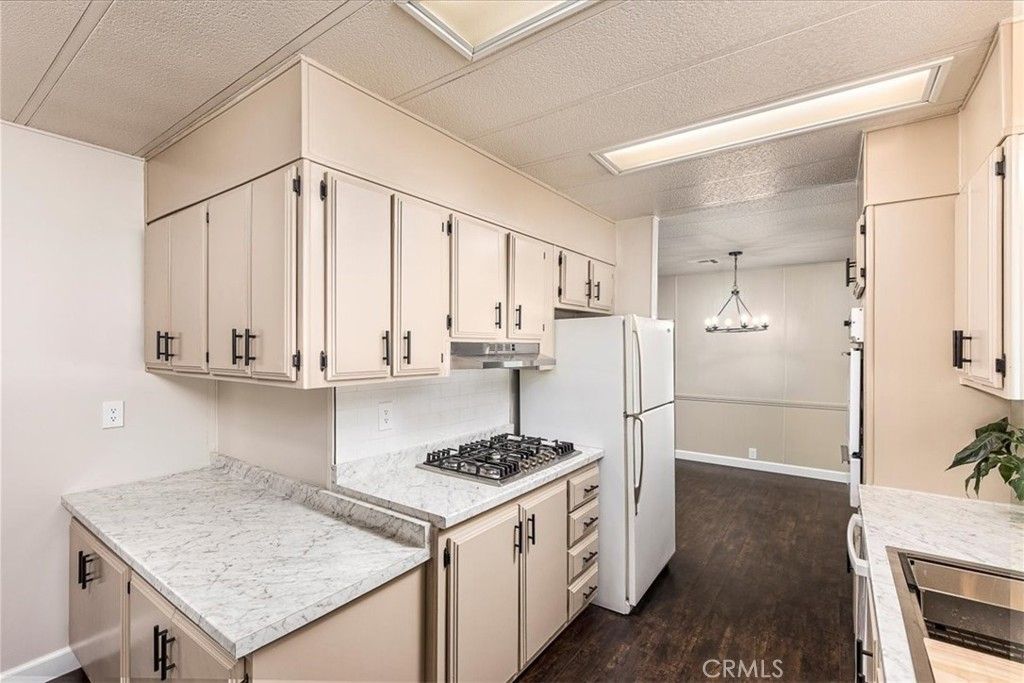 Image 6 of property listing at 31130 S General Kearny 134, Temecula, CA 92591