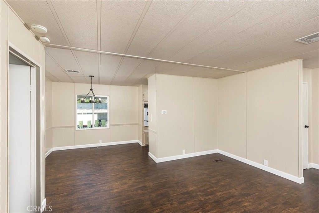 Image 8 of property listing at 31130 S General Kearny 134, Temecula, CA 92591