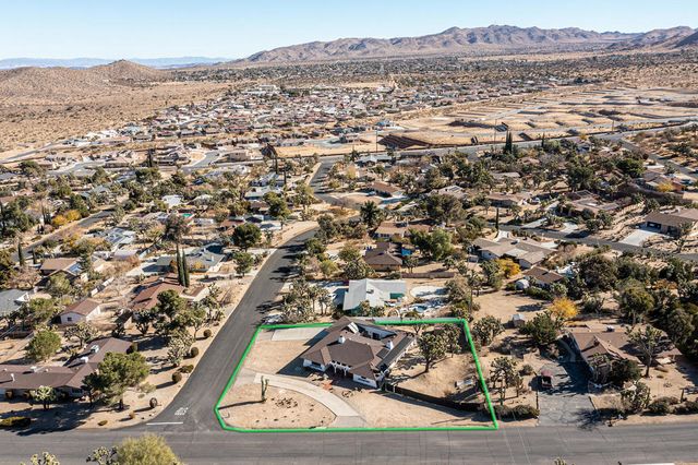 8687 Grand Avenue, Yucca Valley, CA 92284