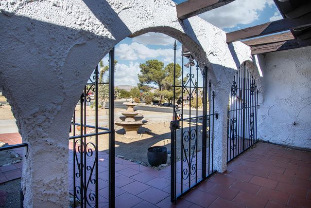 8687 Grand Avenue, Yucca Valley, CA 92284