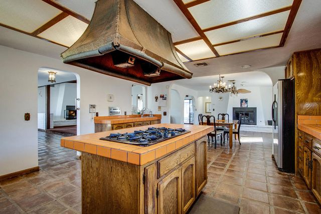 8687 Grand Avenue, Yucca Valley, CA 92284