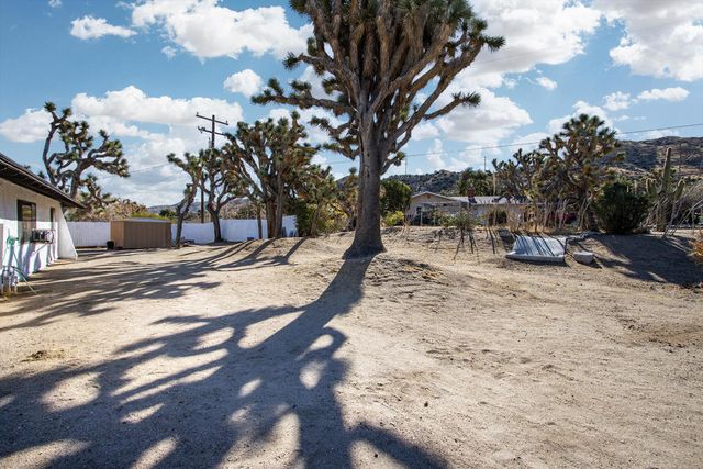 8687 Grand Avenue, Yucca Valley, CA 92284