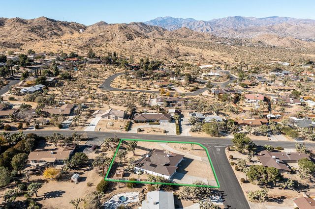8687 Grand Avenue, Yucca Valley, CA 92284