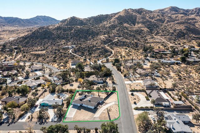 8687 Grand Avenue, Yucca Valley, CA 92284