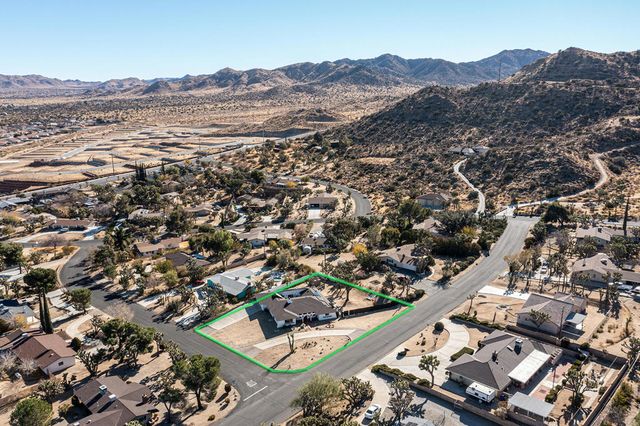 8687 Grand Avenue, Yucca Valley, CA 92284