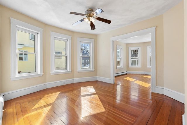 15 Cass St, Melrose, MA 02176