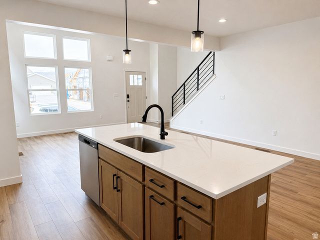 11428 S GLASS HILL DR, South Jordan, UT 84009