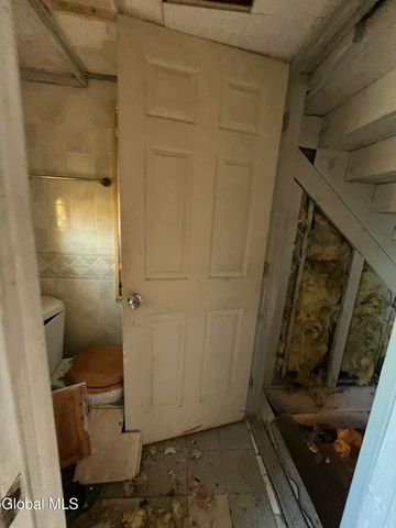 1296 State Highway 162, Root, NY 12166