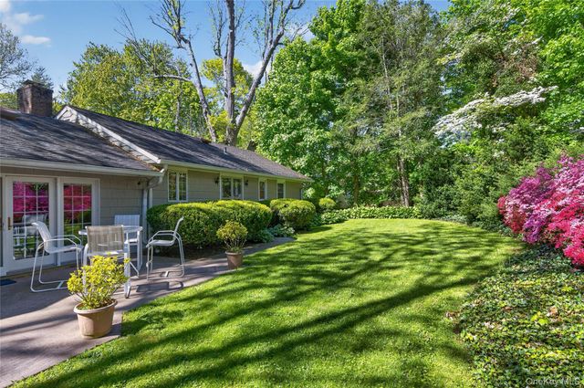 247 Buckram Road, Locust Valley, NY 11560