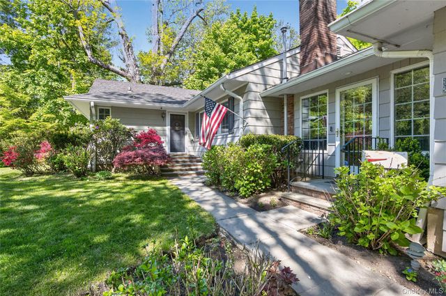247 Buckram Road, Locust Valley, NY 11560