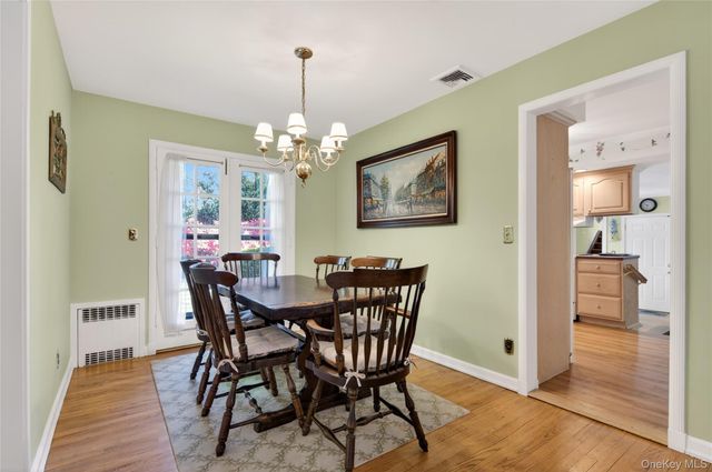 247 Buckram Road, Locust Valley, NY 11560