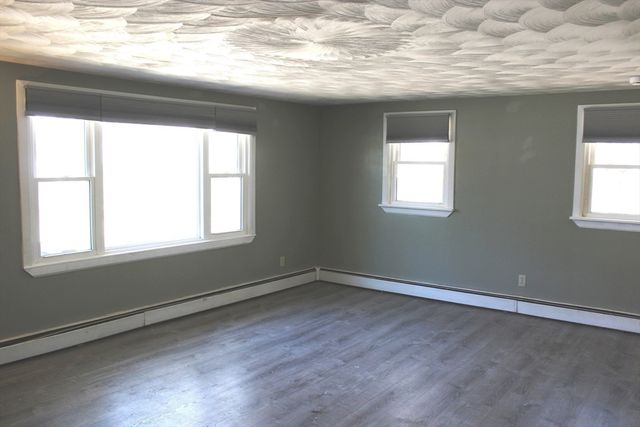 35 Nashoba Road, Charlton, MA 01507