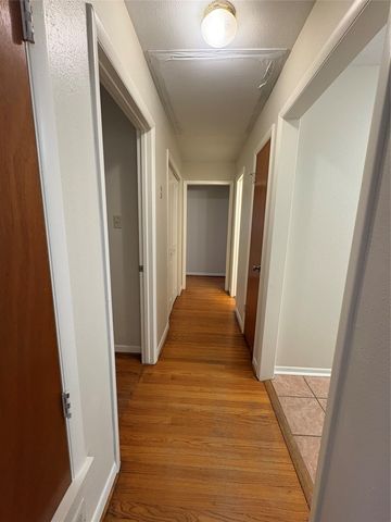 588 Rea Avenue, Lancaster, TX 75146