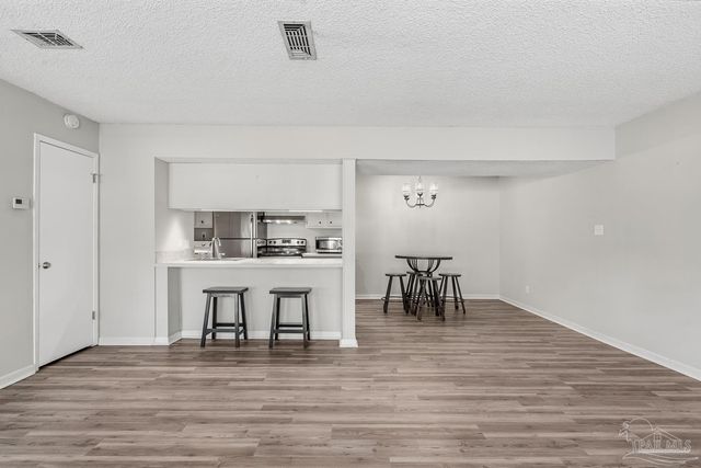 3328 Kingswood Ct 9D, Pensacola, FL 32514