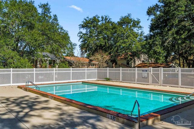 3328 Kingswood Ct 9D, Pensacola, FL 32514