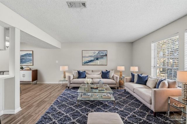 3328 Kingswood Ct 9D, Pensacola, FL 32514