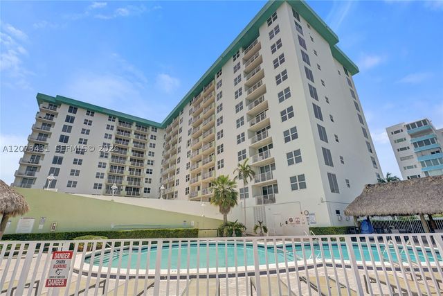 10350 W Bay Harbor Dr 3G, Bay Harbor Islands, FL 33154