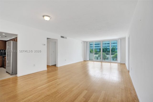 10350 W Bay Harbor Dr 3G, Bay Harbor Islands, FL 33154